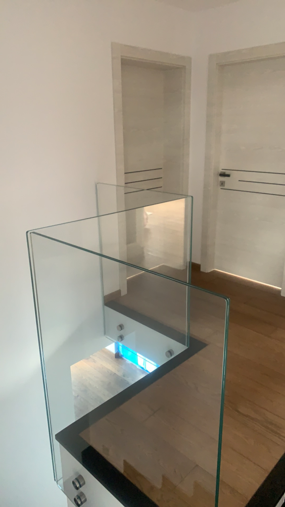 Realizacja schodów i balustrad od szklarza z Białegostoku